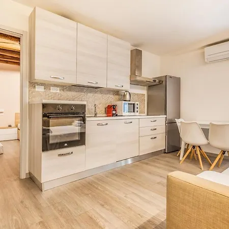 Private Cinema-upper City-wifi-ac * Bergamo